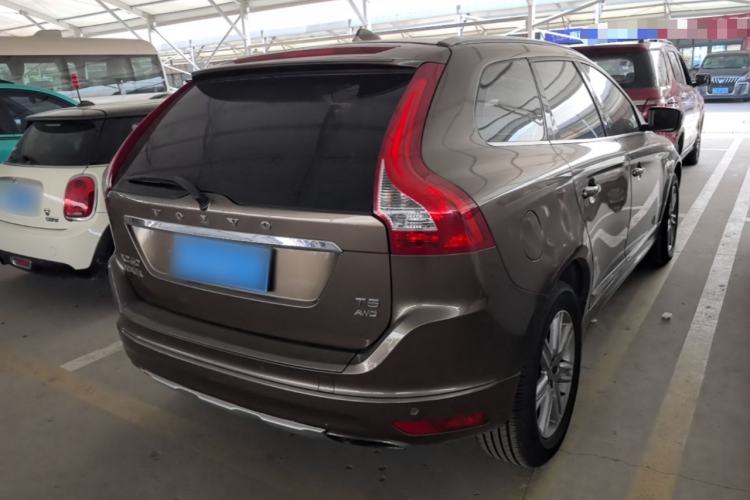 Used Volvo XC60 2016 T5 Smart Version Rear Right 45 Deg