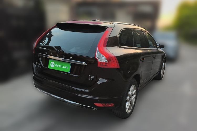 Used Volvo XC60 2016 T5 AWD Zhiyuan Edition Rear Right 45 Deg