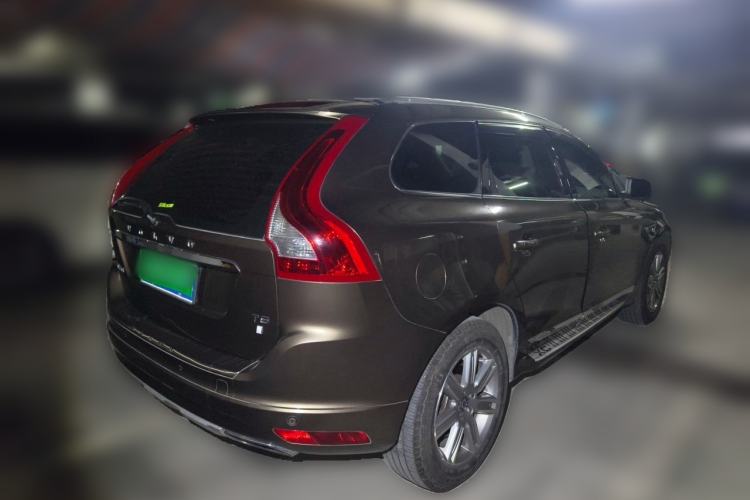 Used Volvo XC60 2016 T5 Smart Version Rear Right 45 Deg