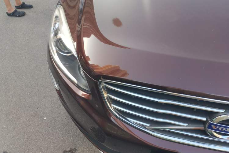 Used Volvo XC60 2016 T5 Smart Upgrade Model Right Front Headlight