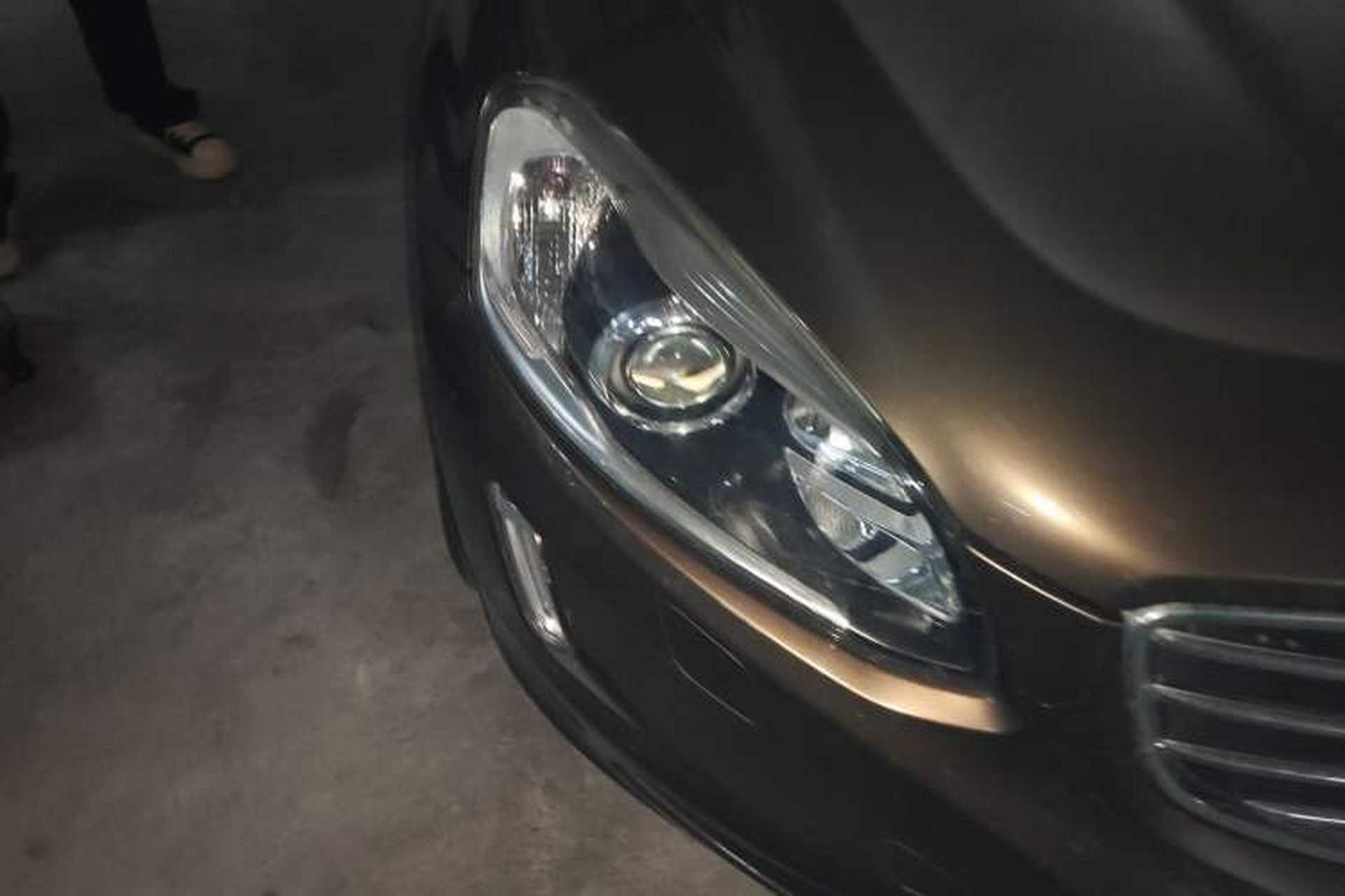 Used Volvo XC60 2016 T5 Smart Version Right Front Headlight