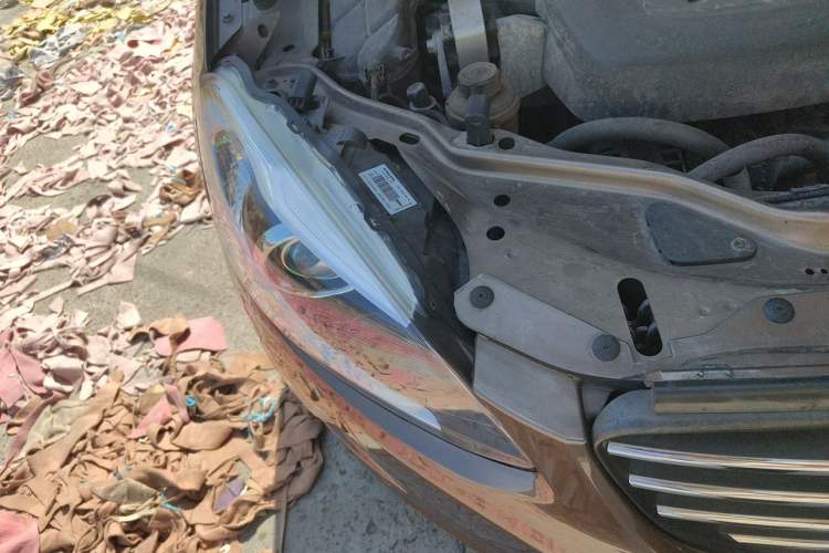 Used Volvo XC60 2016 T5 Smart Upgrade Model Right Front Headlight