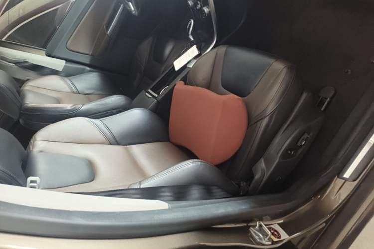 Used Volvo XC60 2016 T5 Smart Version Right Front Seat