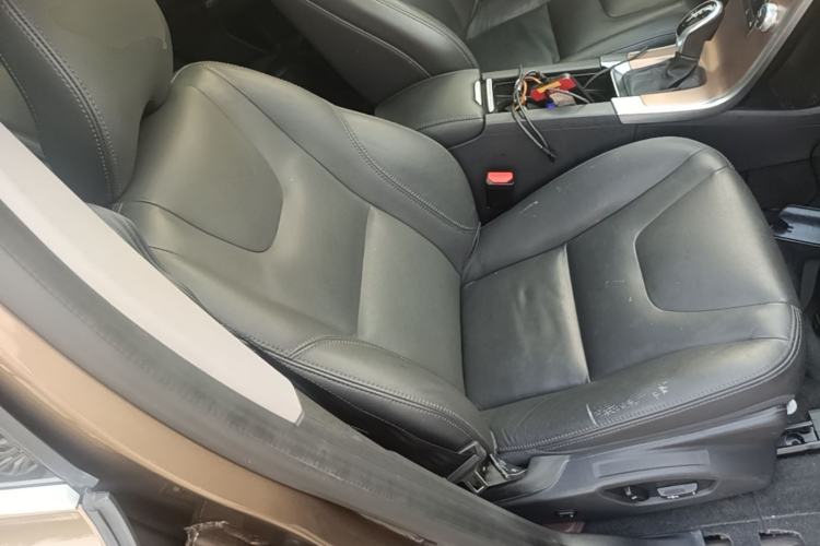 Used Volvo XC60 2016 T5 Smart Upgrade Model Right Front Seat