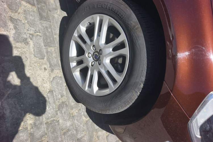 Used Volvo XC60 2016 T5 Smart Upgrade Model Right Front Wheel Hub