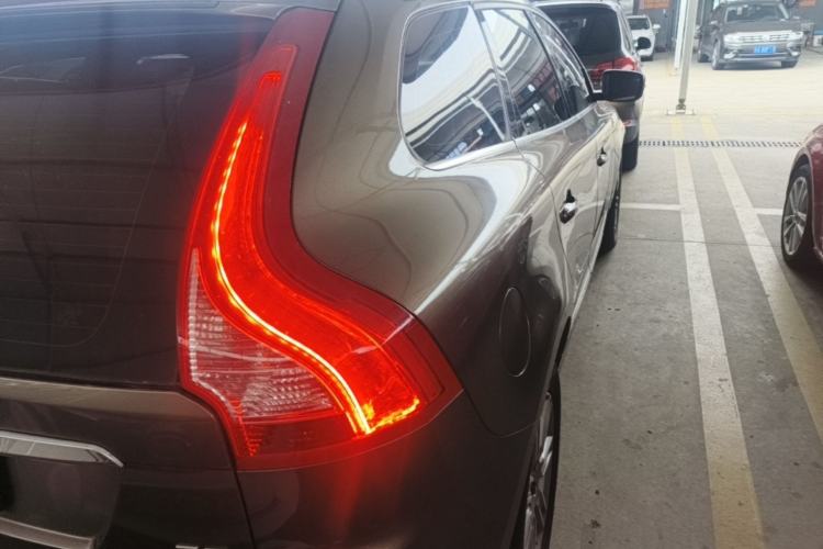 Used Volvo XC60 2016 T5 Smart Version Right Rear Taillight