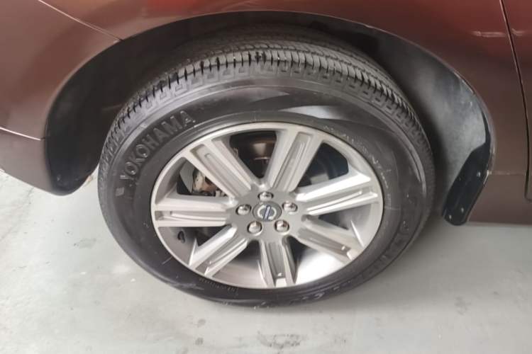 Used Volvo XC60 2016 T5 Smart Version Right Rear Wheel Hub