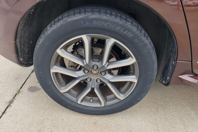 Used Volvo XC60 2016 T5 AWD Smart Drive Edition Right Rear Wheel Hub