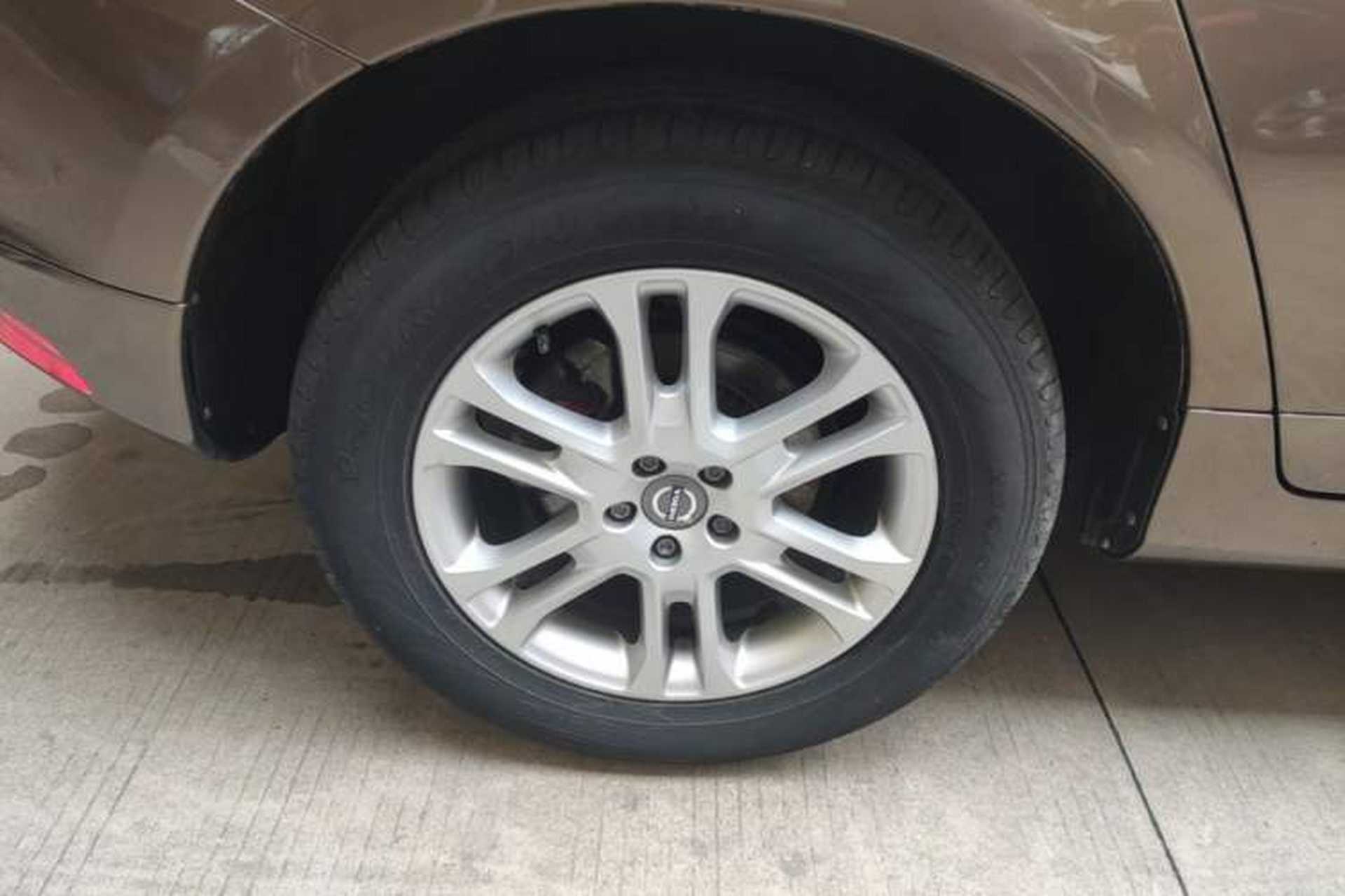 Used Volvo XC60 2016 T5 Smart Upgrade Model Right Rear Wheel Hub