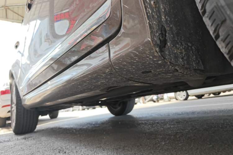 Used Volvo XC60 2016 T5 AWD Zhiyuan Edition Right Side Sill
