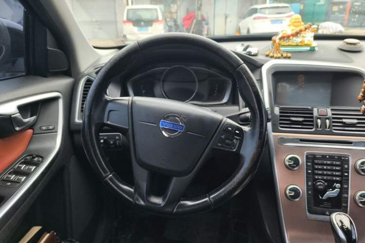 Used Volvo XC60 2016 T5 Smart Drive Edition Steering Wheel