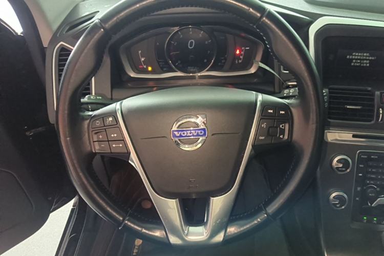 Used Volvo XC60 2016 T5 AWD Zhiyuan Edition Steering Wheel