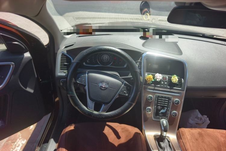 Used Volvo XC60 2016 T5 Smart Upgrade Model Steering Wheel