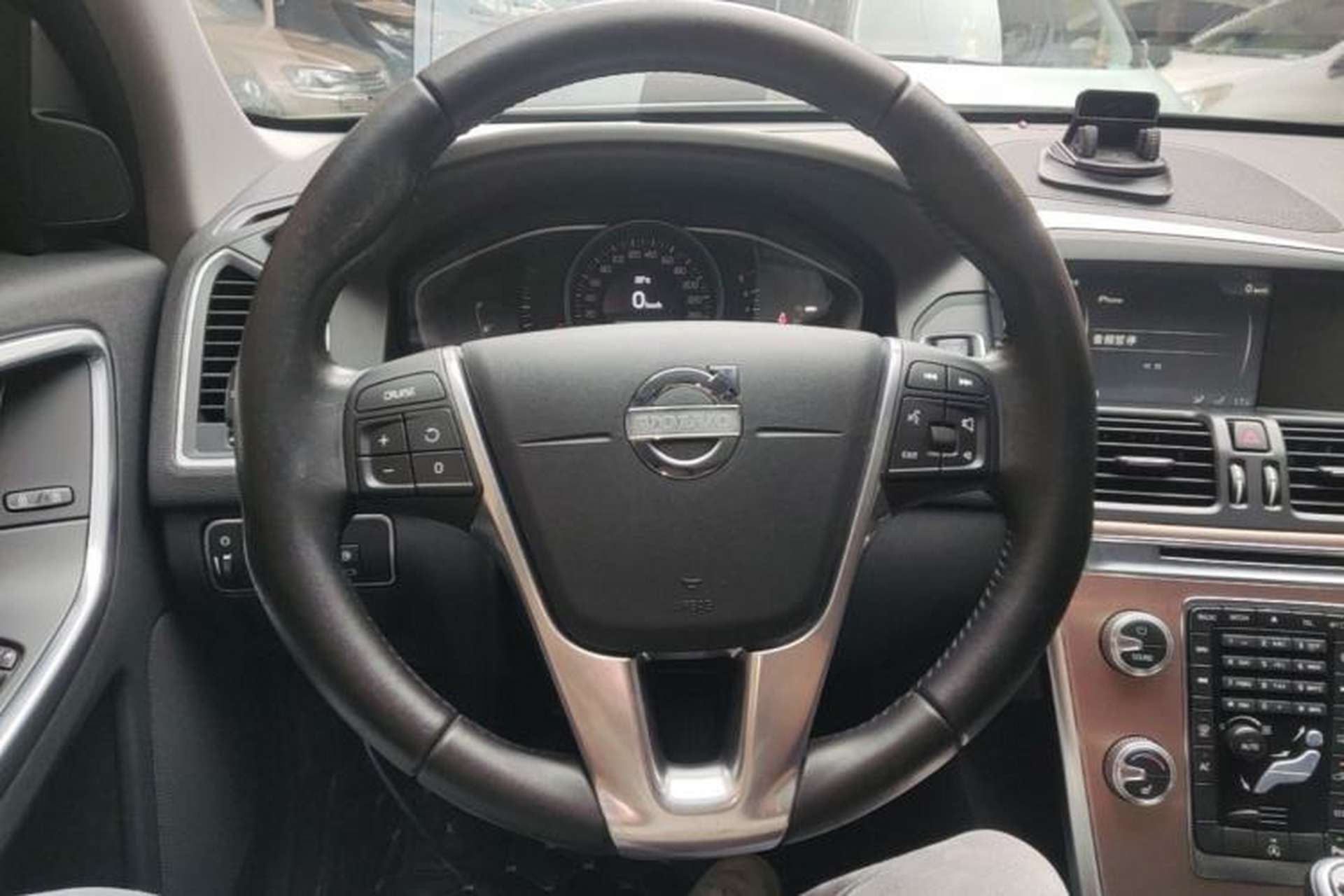 Used Volvo XC60 2016 T5 Smart Upgrade Model Steering Wheel