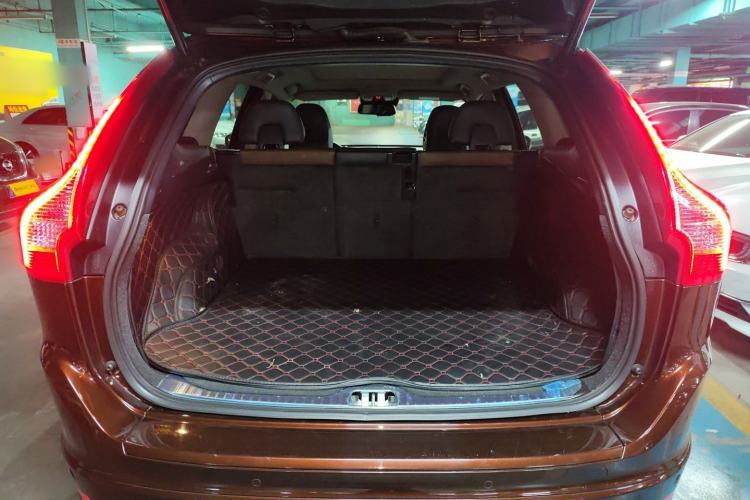 Used Volvo XC60 2016 T5 AWD Zhiyuan Edition Trunk
