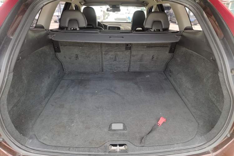Used Volvo XC60 2016 T5 Smart Upgrade Model Trunk