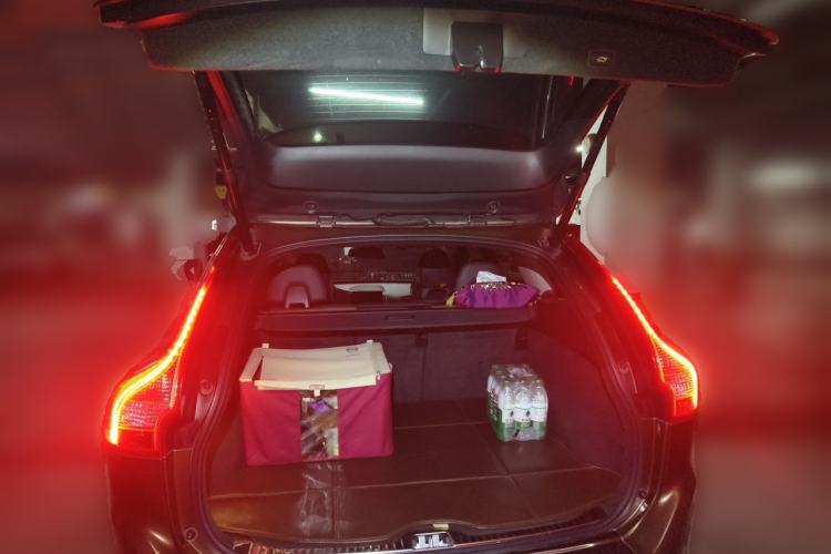 Used Volvo XC60 2016 T5 Smart Version Trunk