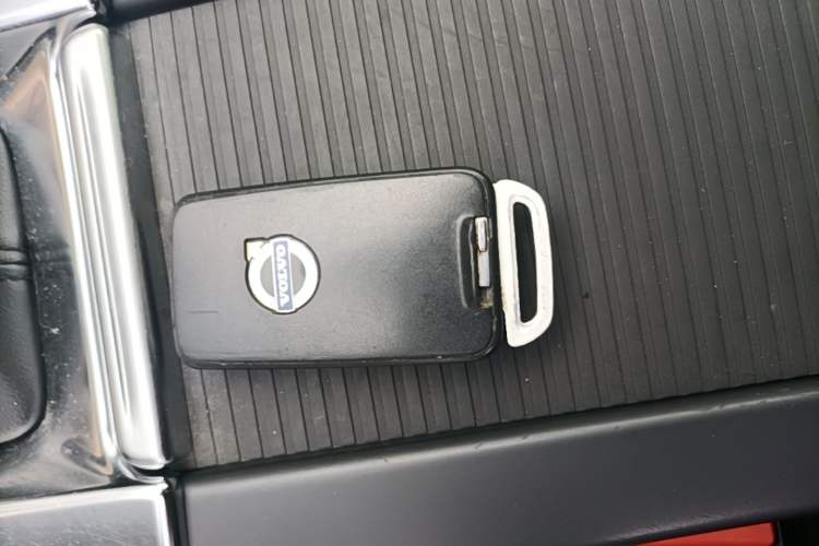 Used Volvo XC60 2016 T5 Smart Drive Edition Vehicle Key