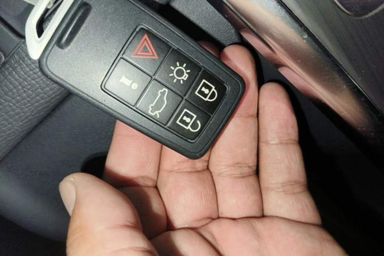 Used Volvo XC60 2016 T5 AWD Zhiyuan Edition Vehicle Key