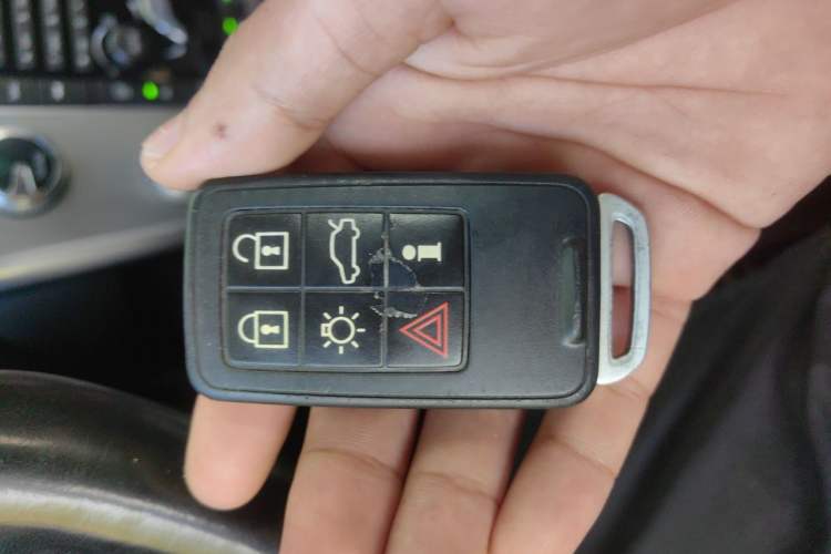 Used Volvo XC60 2016 T5 AWD Smart Drive Edition Vehicle Key