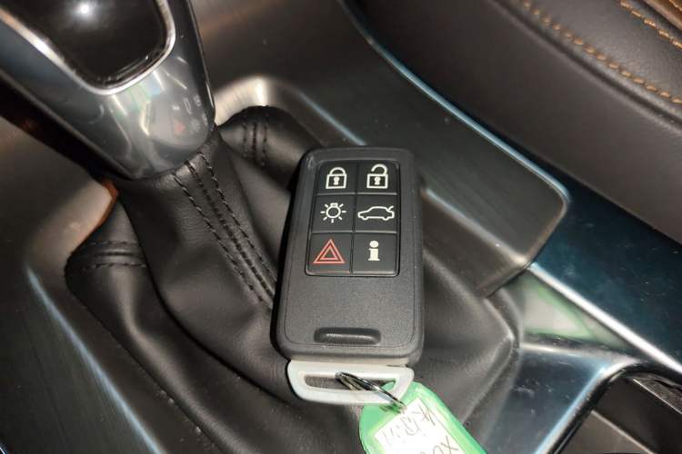 Used Volvo XC60 2016 T5 AWD Zhiyuan Edition Vehicle Key