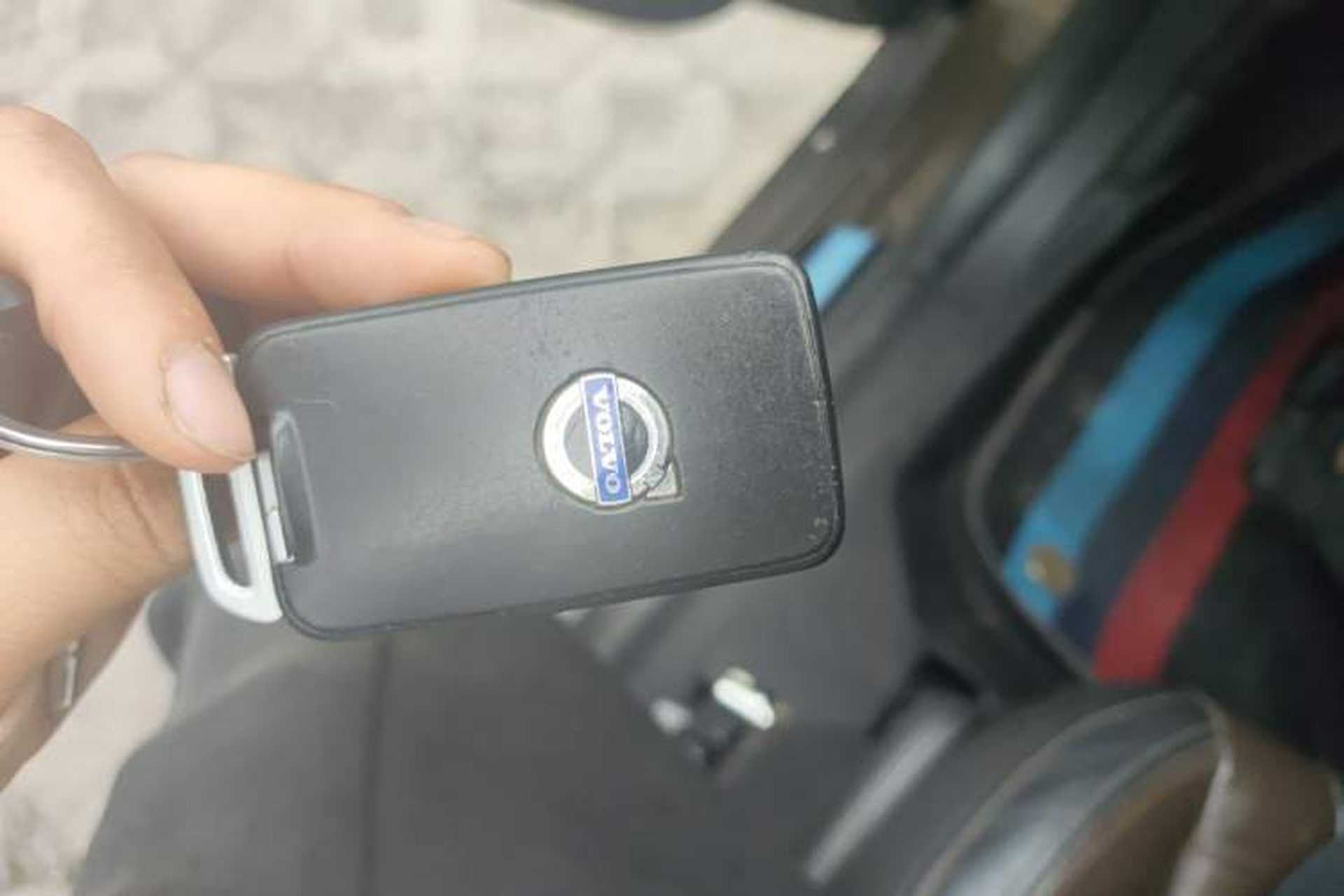 Used Volvo XC60 2016 T5 Smart Version Vehicle Key