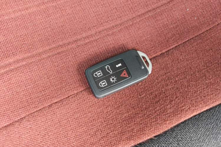 Used Volvo XC60 2016 T5 AWD Zhiyuan Edition Vehicle Key