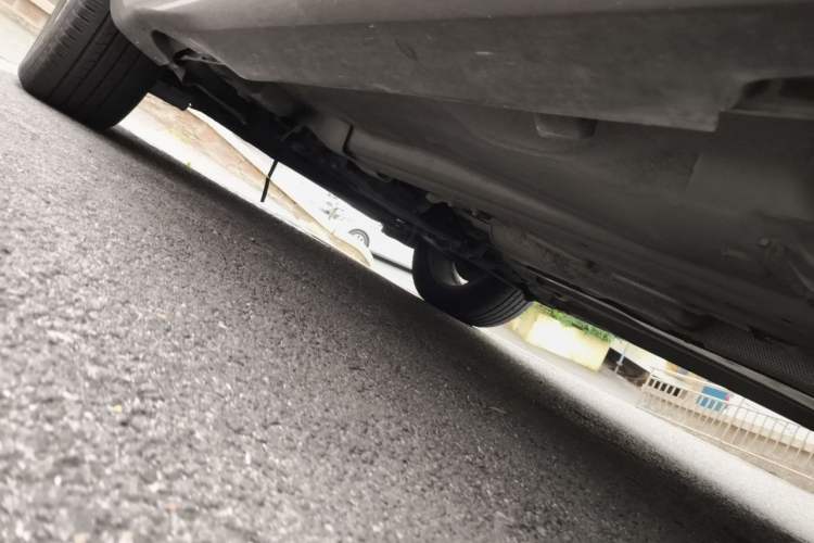 Used Volvo XC60 2016 T5 Smart Version Chassis Rear Left
