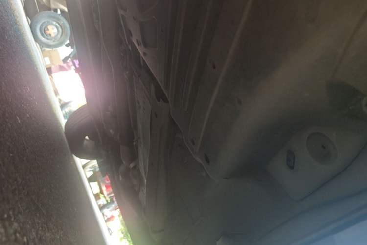 Used Volvo XC60 2016 T5 AWD Zhiyuan Edition Chassis Rear Right