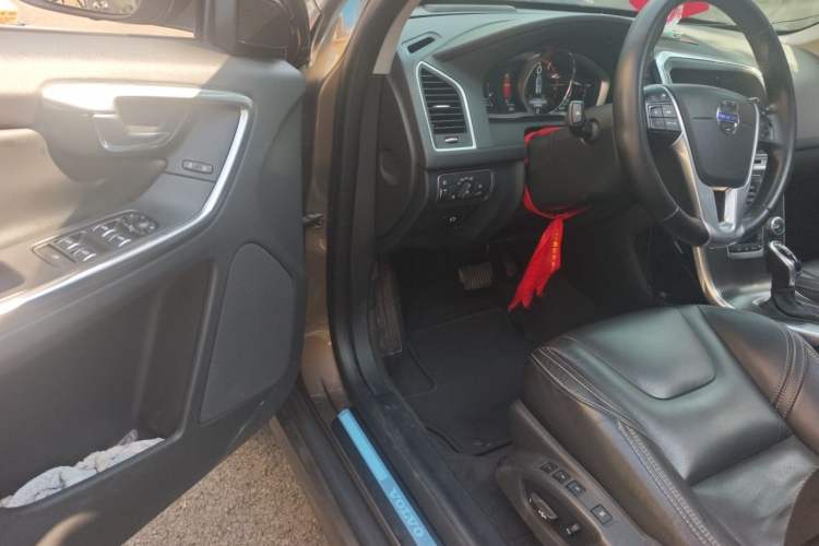 Used Volvo XC60 2016 T5 AWD Zhiyuan Edition Driver Seat