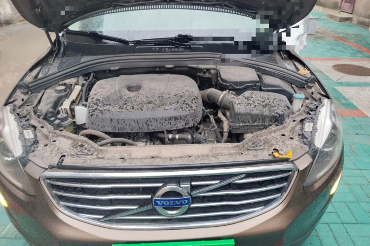 Used Volvo XC60 2016 T5 Smart Upgrade Model Engine Bay