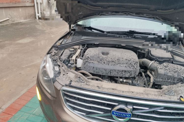 Used Volvo XC60 2016 T5 Smart Upgrade Model Engine Bay Right
