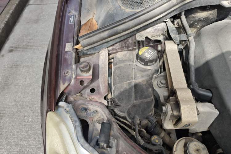 Used Volvo XC60 2016 T5 Smart Drive Edition Engine Bay Right