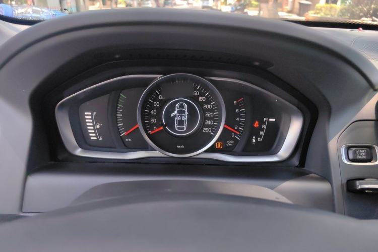 Used Volvo XC60 2016 T5 Smart Drive Edition Instrument Cluster
