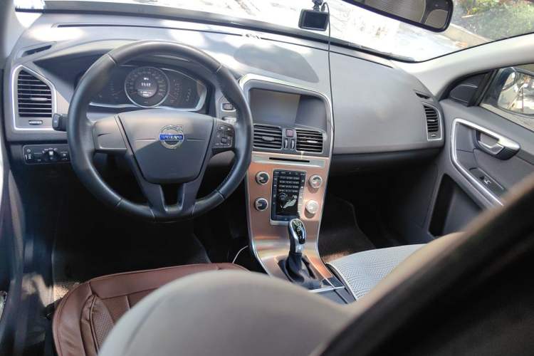 Used Volvo XC60 2016 T5 Smart Drive Edition Interior 2