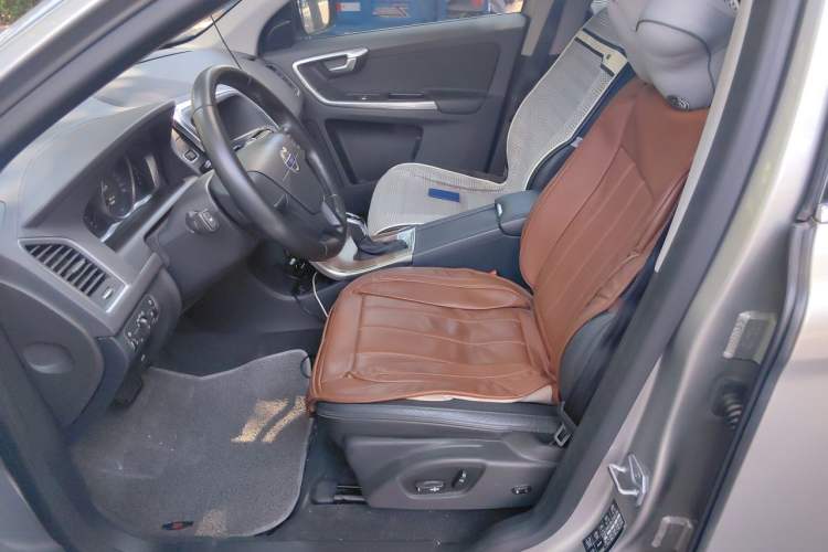 Used Volvo XC60 2016 T5 Smart Drive Edition Left Front Seat