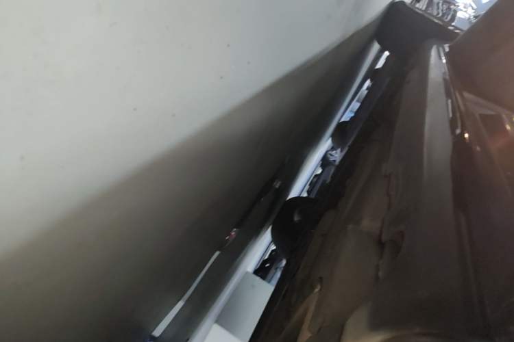 Used Volvo XC60 2016 T5 Smart Version Left Side Sill