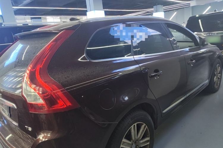Used Volvo XC60 2016 T5 Smart Version Rear Right 45 Deg
