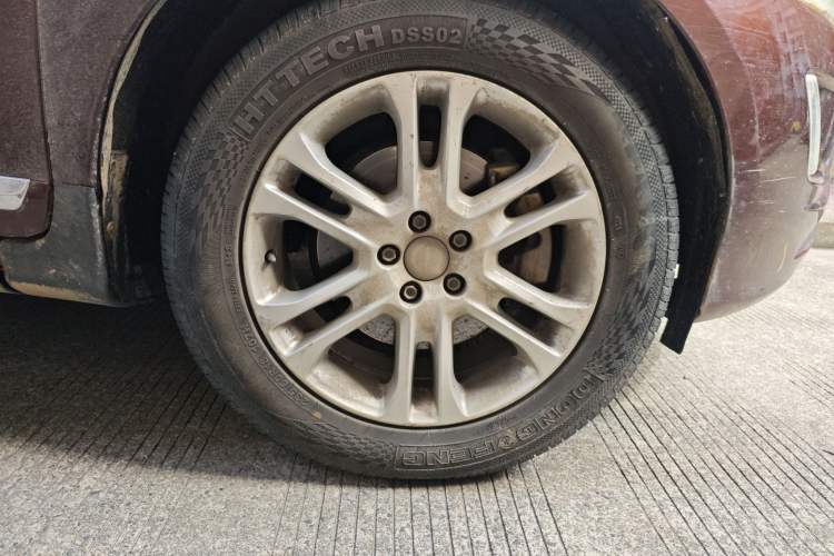 Used Volvo XC60 2016 T5 Smart Drive Edition Right Front Wheel Hub