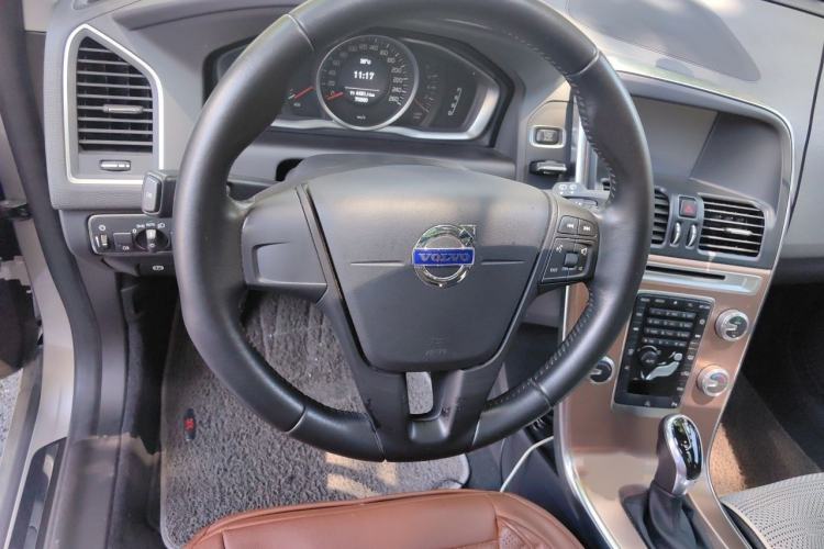 Used Volvo XC60 2016 T5 Smart Drive Edition Steering Wheel