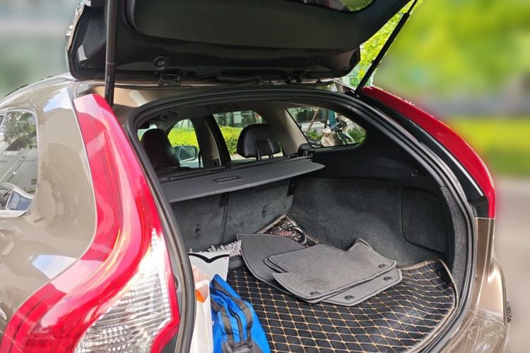 Used Volvo XC60 2016 T5 Smart Upgrade Model Trunk