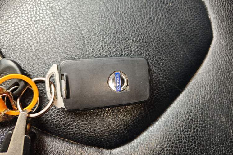 Used Volvo XC60 2016 T5 Smart Drive Edition Vehicle Key