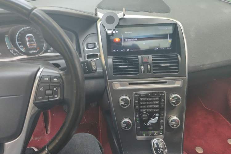 Used Volvo XC60 2016 T5 AWD Zhiyuan Edition Audio And AC Panel
