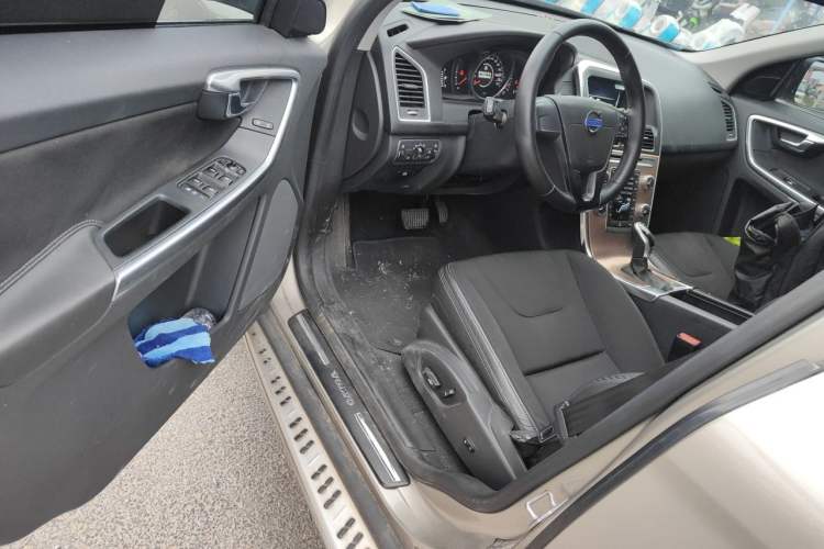 Used Volvo XC60 2016 T5 Smart Drive Edition Driver Seat