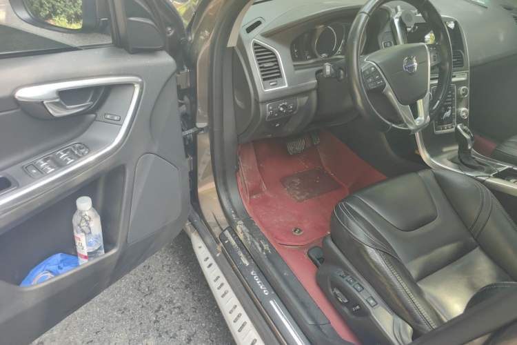 Used Volvo XC60 2016 T5 AWD Zhiyuan Edition Driver Seat