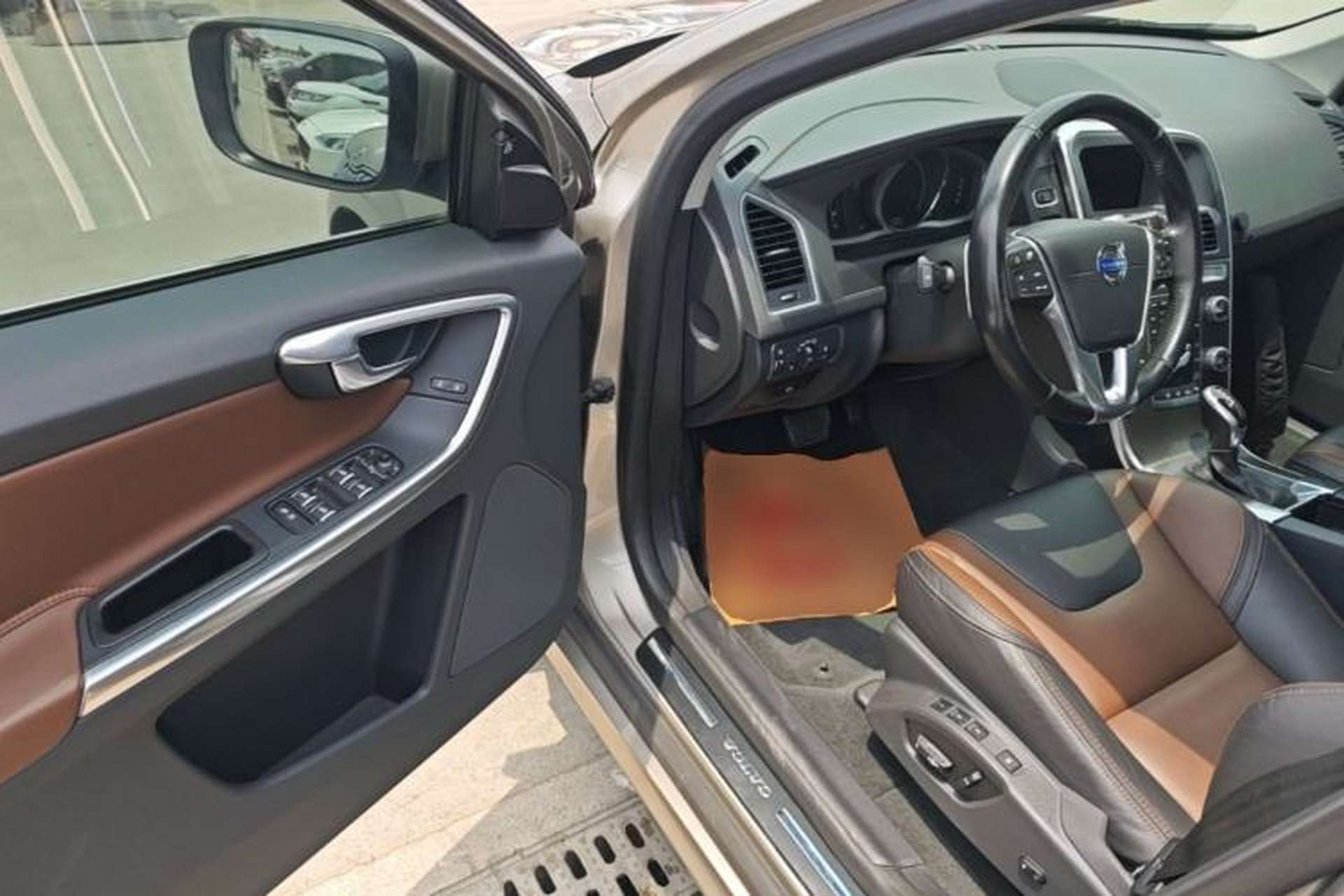 Used Volvo XC60 2016 T5 AWD Smart Drive Edition Driver Seat