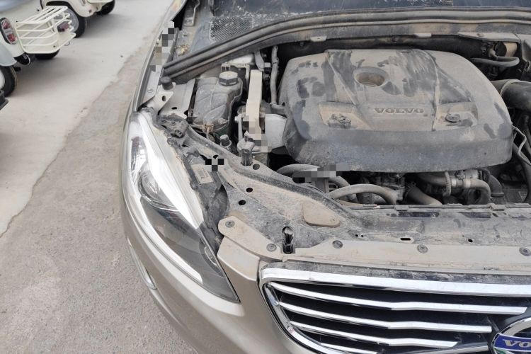 Used Volvo XC60 2016 T5 Smart Drive Edition Engine Bay Right