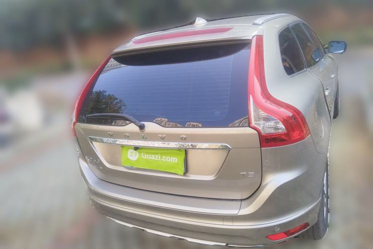 Used Volvo XC60 2016 T5 Smart Upgrade Model Exterior 4
