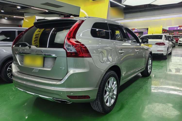 Used Volvo XC60 2016 T5 Smart Drive Edition Exterior 5