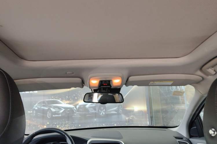 Used Volvo XC60 2016 T5 Smart Upgrade Model Headliner